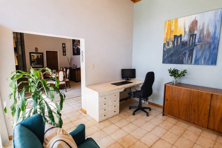 4 Bedroom Property for Sale in Heuwelsig Free State